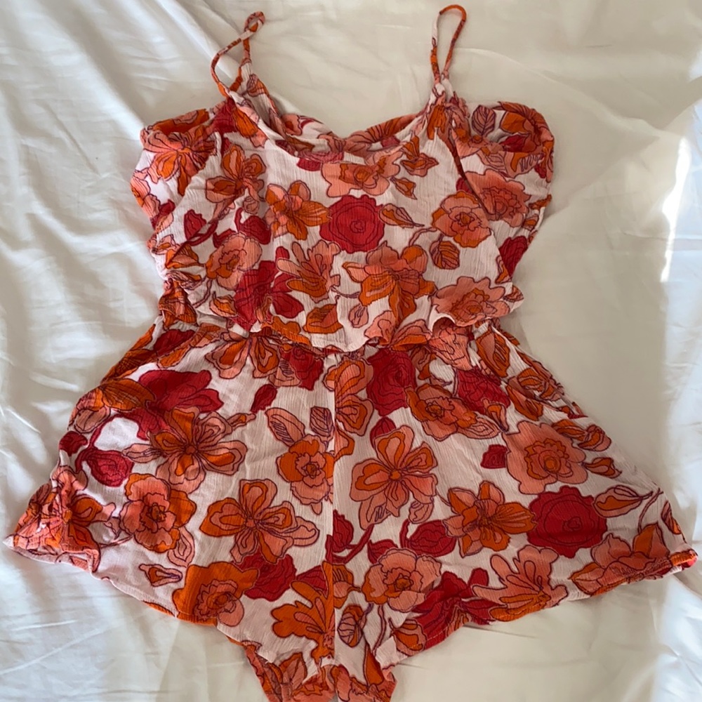 Flowy Romper red and Orange print